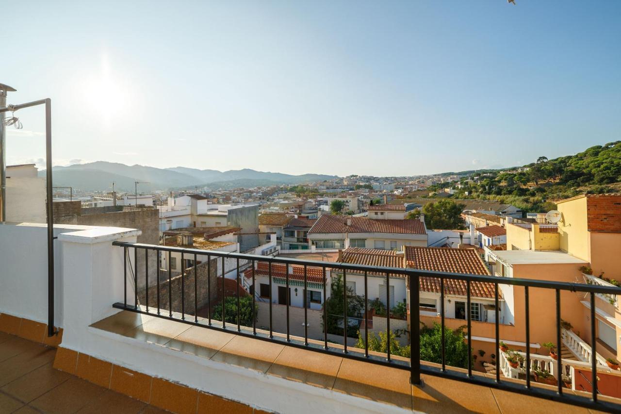 Apartamentos Costa Brava Las Vistas 桑特费柳德吉克索尔斯 外观 照片