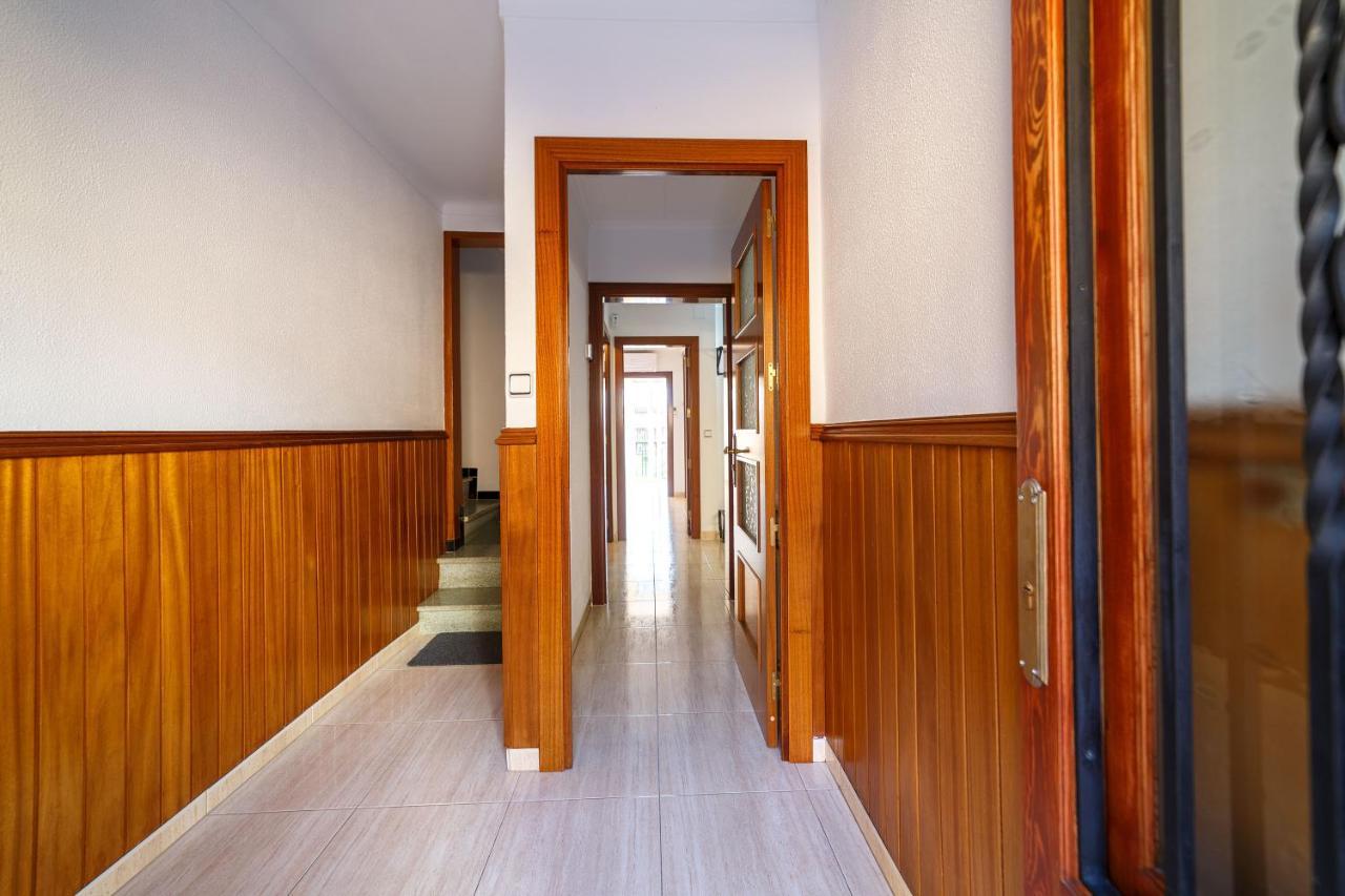 Apartamentos Costa Brava Las Vistas 桑特费柳德吉克索尔斯 外观 照片