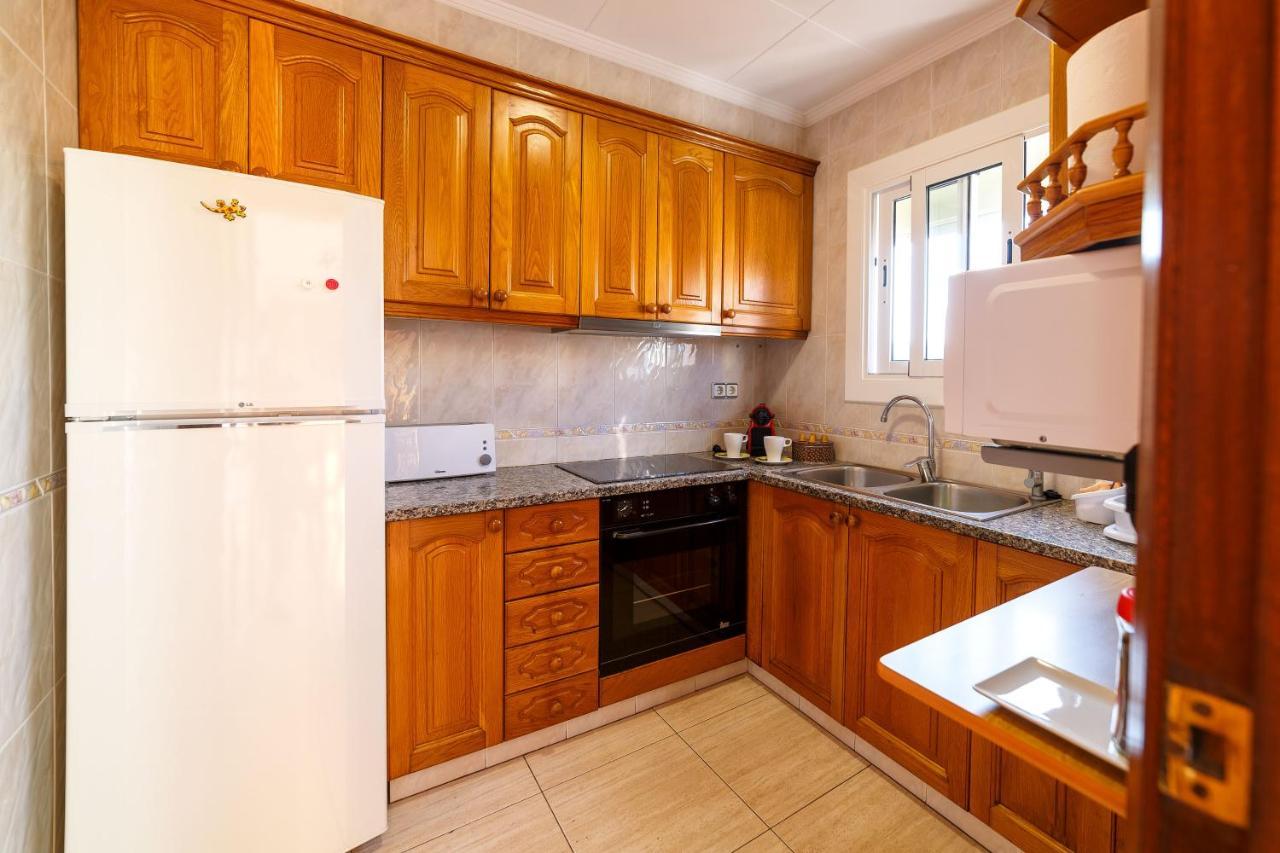 Apartamentos Costa Brava Las Vistas 桑特费柳德吉克索尔斯 外观 照片
