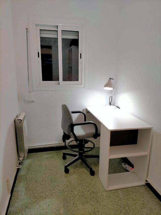 Apartamentos Costa Brava Las Vistas 桑特费柳德吉克索尔斯 外观 照片