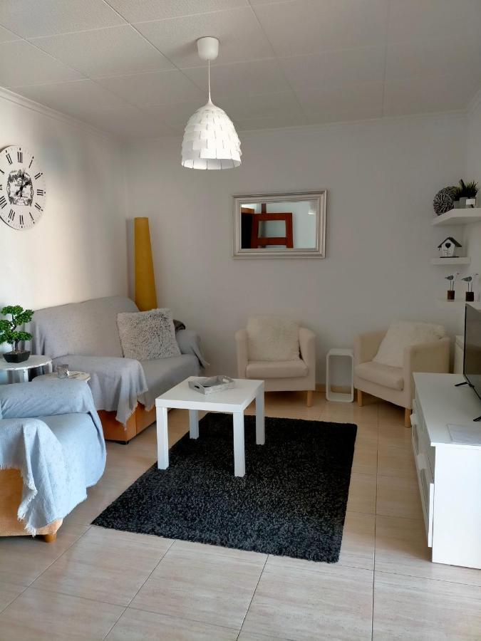 Apartamentos Costa Brava Las Vistas 桑特费柳德吉克索尔斯 外观 照片