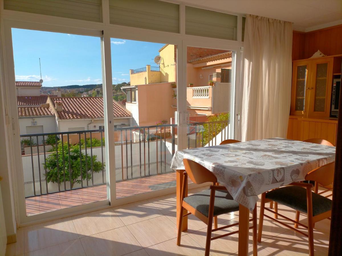 Apartamentos Costa Brava Las Vistas 桑特费柳德吉克索尔斯 外观 照片